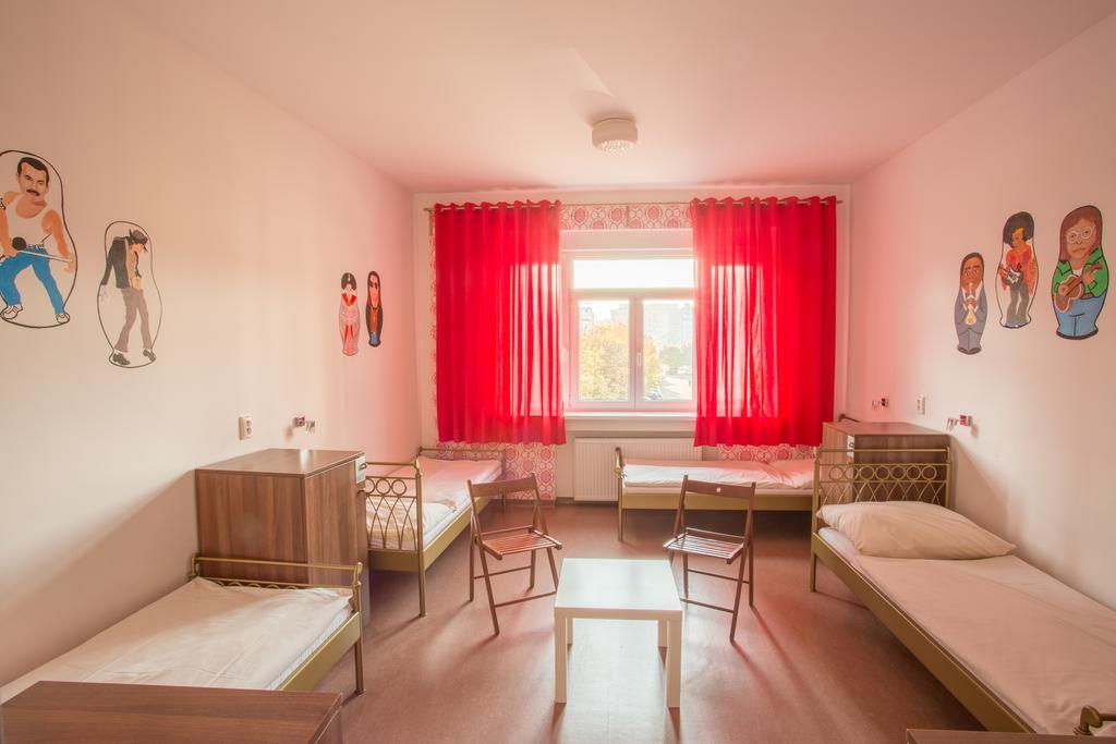 Hostel Blues Bratislava Exteriör bild